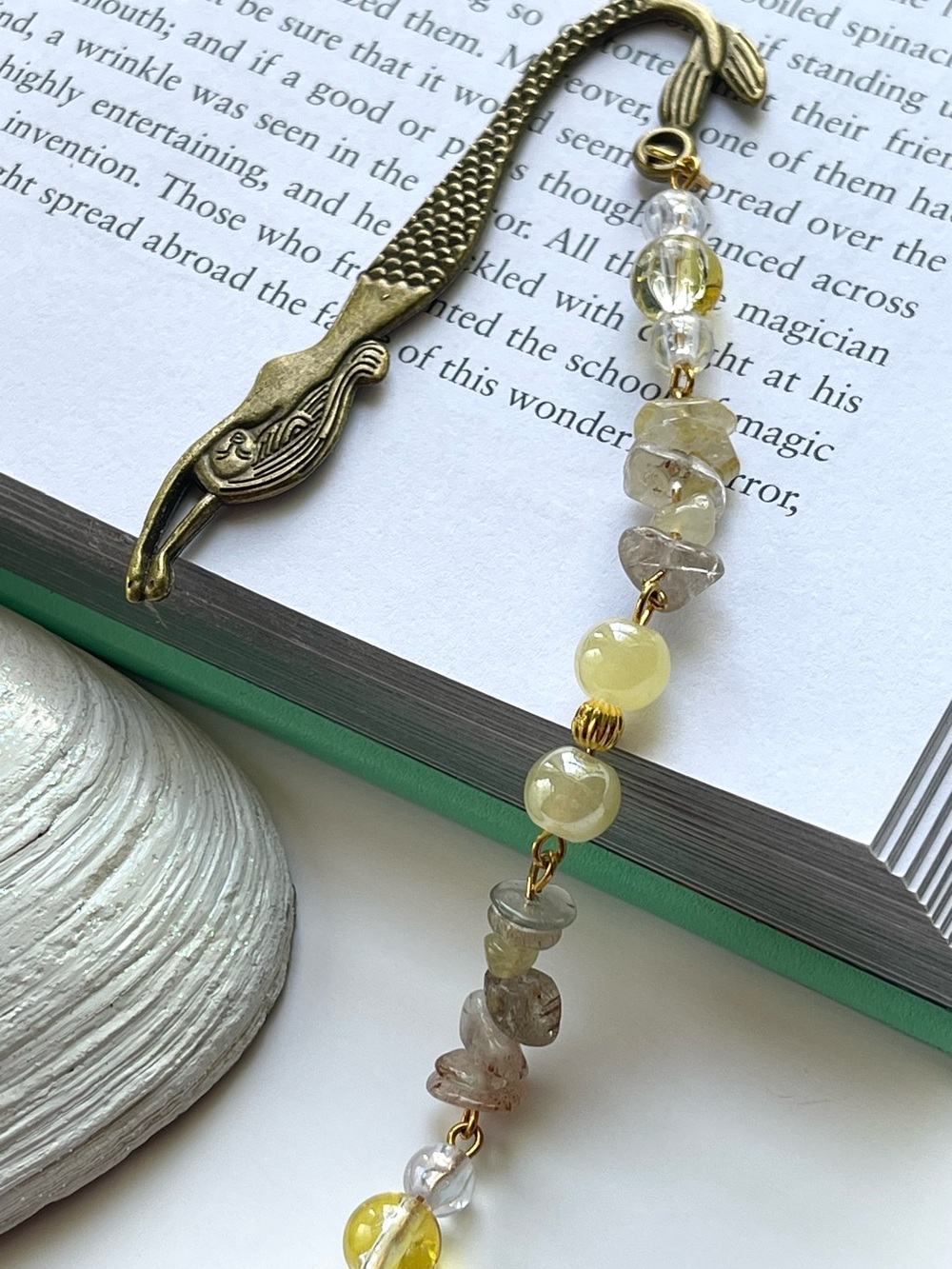 Handmade Yellow Daisy Beaded Bookmark